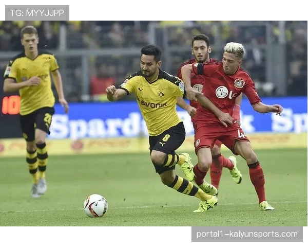 勒沃库森翼卫插上助攻战术在本轮德甲赛场创造大量威胁 勒沃库森翼卫插上助攻战术在本轮德甲赛场创造大量威胁